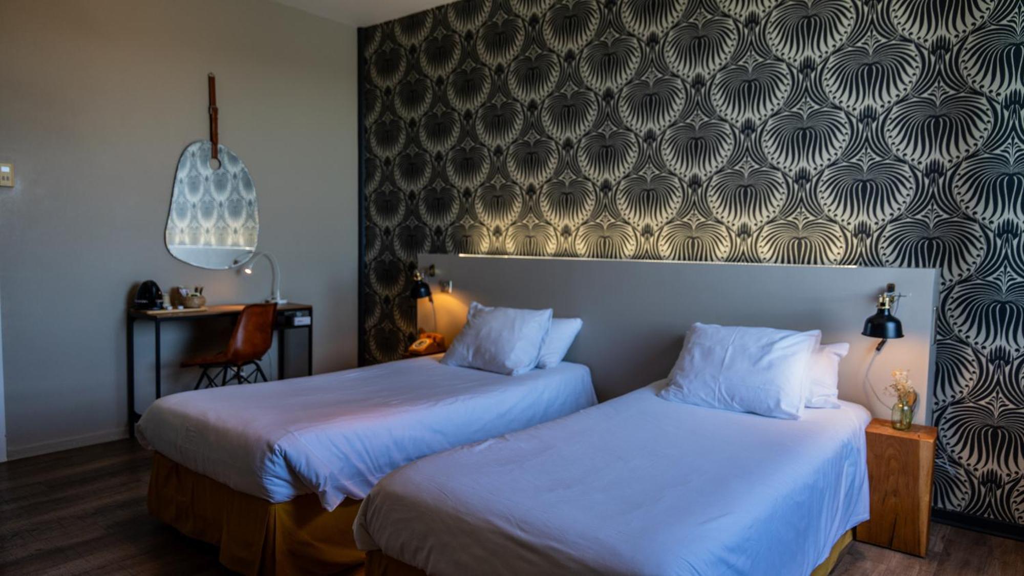 Chambre Triple Deluxe avec 1 Lit King-Size et 1 Lit Simple - Non-Fumeurs