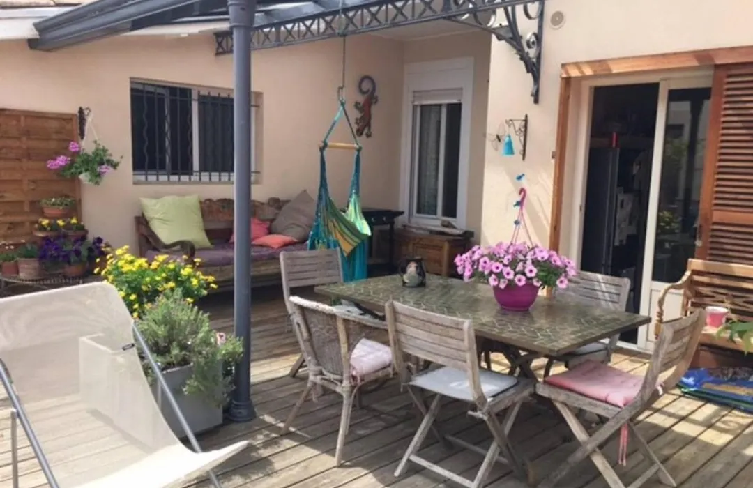 Calme , Proche Du Centre, Grande Terrasse, Petit Dejeuner-1