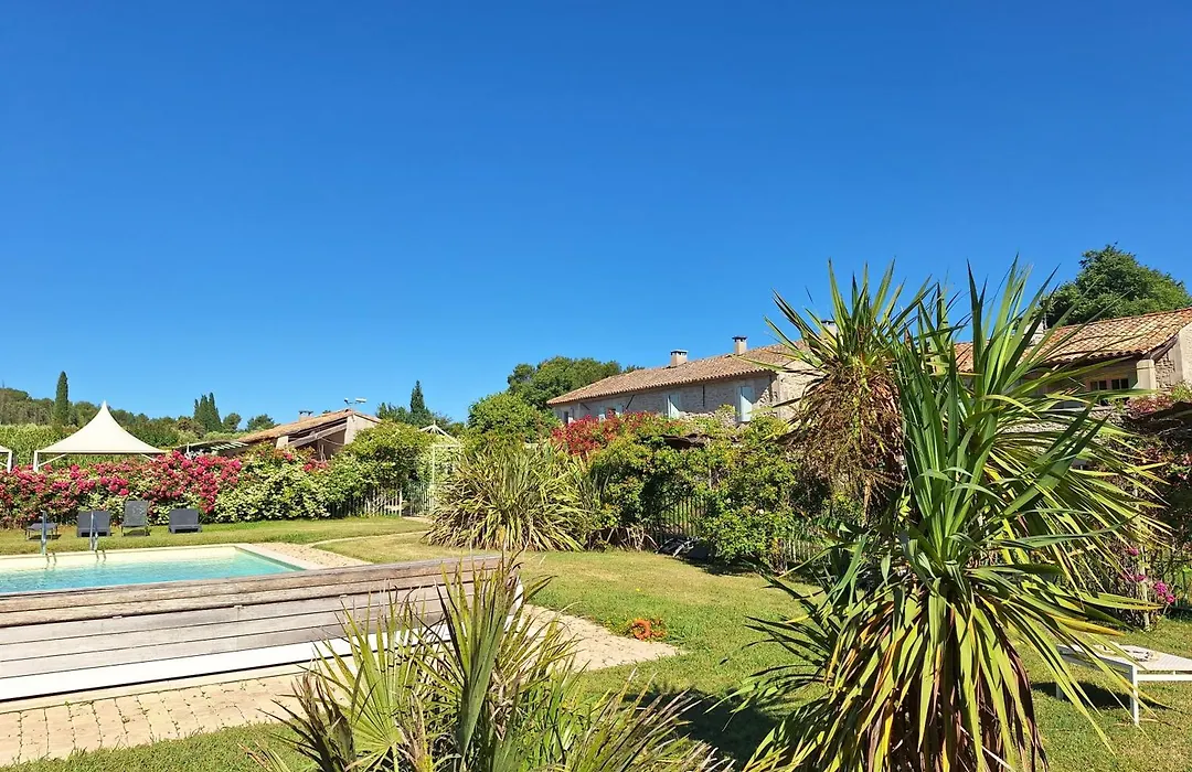 Mas Des Figues: Provençal Farmhouse with Pool and Organic Cuisine-1