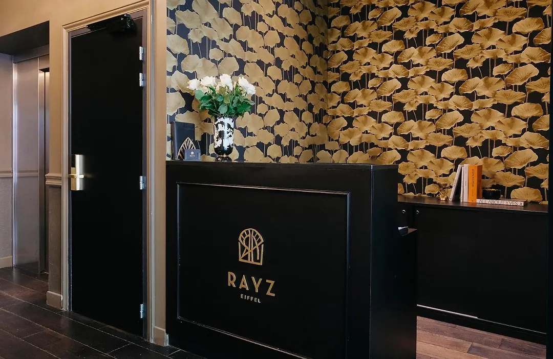 Rayz Eiffel-1