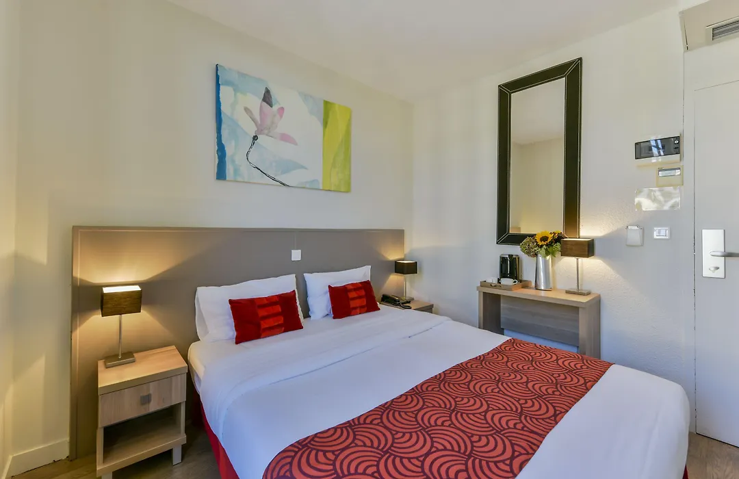 Hotel Bordeaux Clemenceau By Happyculture-1