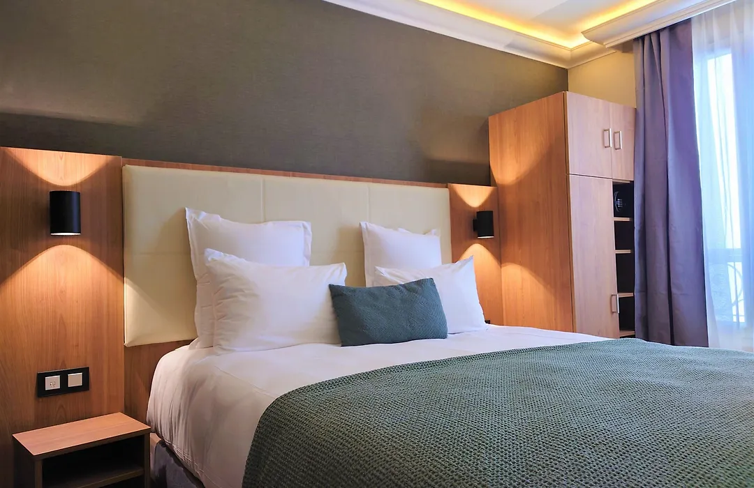 Hotel Cactus-1