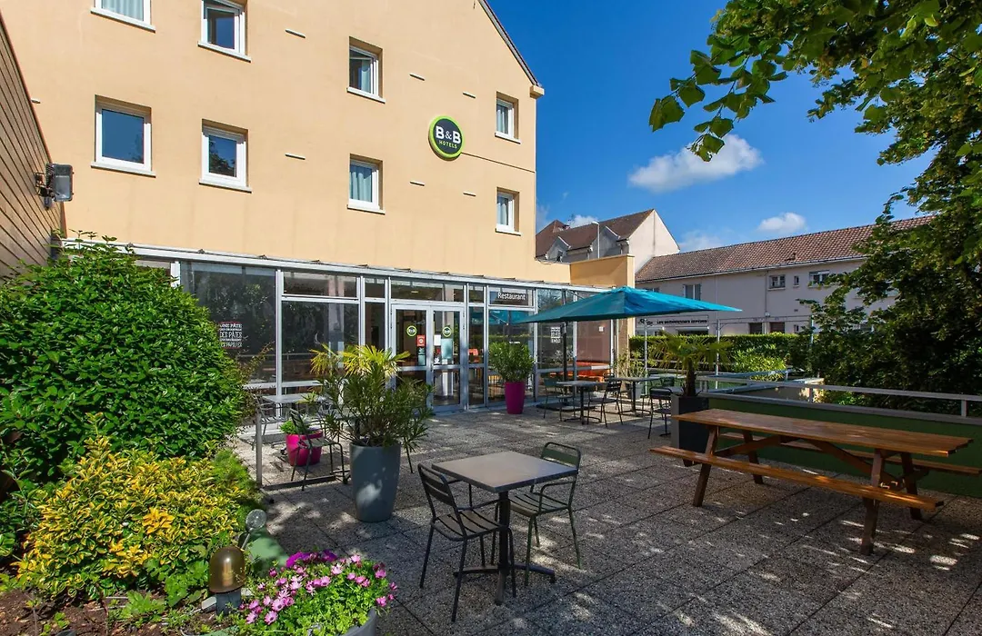 B&B Hotel Chartres Centre Cathedrale 3 Etoiles-1