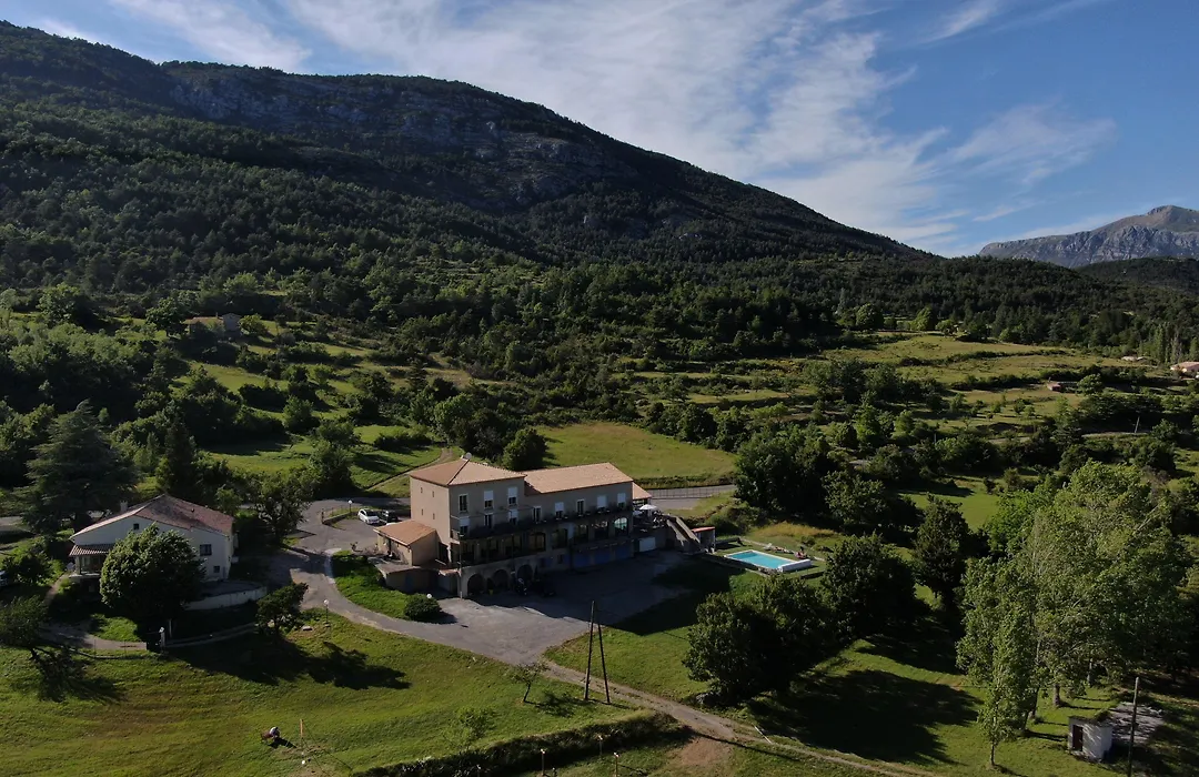 Hôtel le Panoramic - Votre Hôtel au cœur des Gorges du Verdon-1