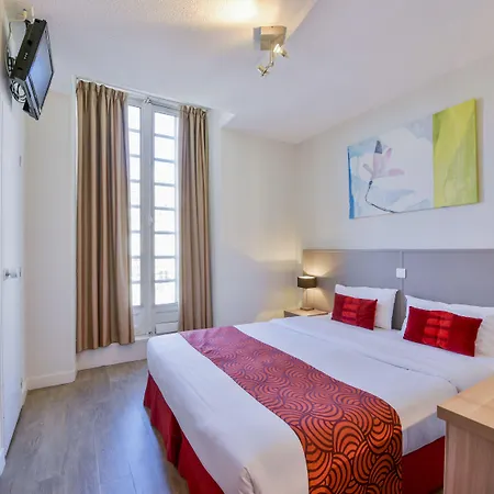Hotel Bordeaux Clemenceau By Happyculture-3