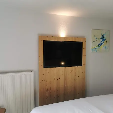 Hotel Les Bruyeres-3