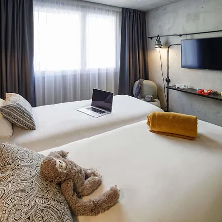Ibis Styles Amiens Centre-3