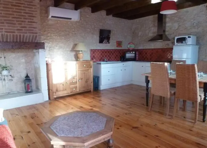 La grange de Victorine, gîte Bergerac avec Piscine