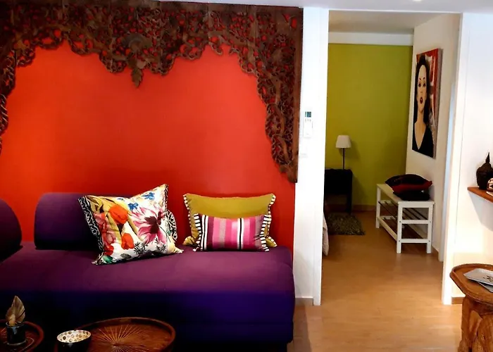 Hotel La Grenotte au Castellet à Le Castellet 