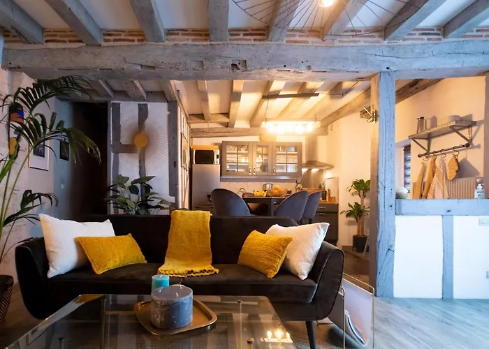 Romorantin-Lanthenay Hotels