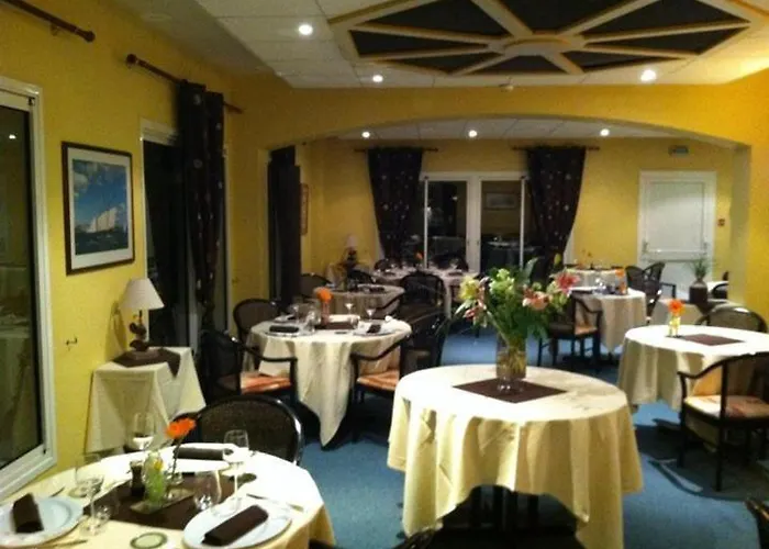 Hotels in Montmorillon