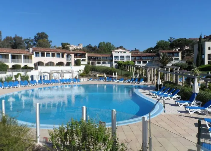 Villa Les Parcs de Grimaud avec Piscine