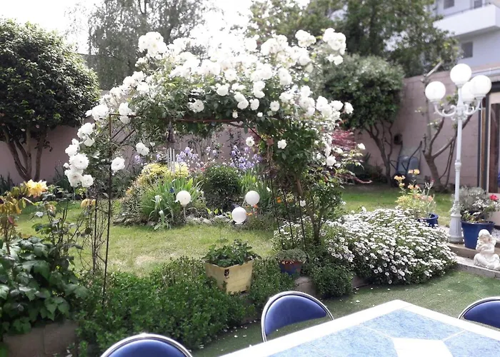 Bed and Breakfast Le Jardin Fleuri à Saint-Nazaire 