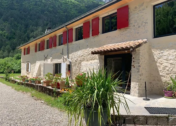 Hotel La Bergerie à Menée à Châtillon-en-Diois