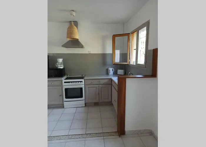 Villa Maison près de la mer à Béziers Privée