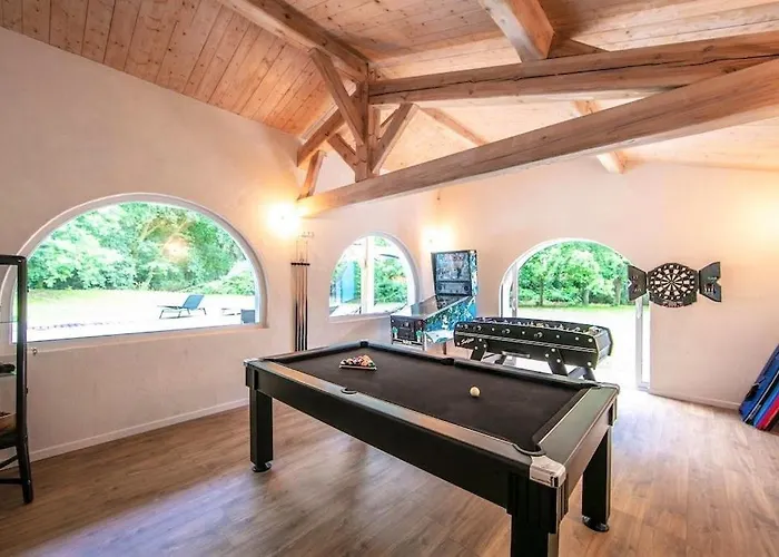 Villa Le Bois Du Petit Chemin à La Tremblade avec Piscine