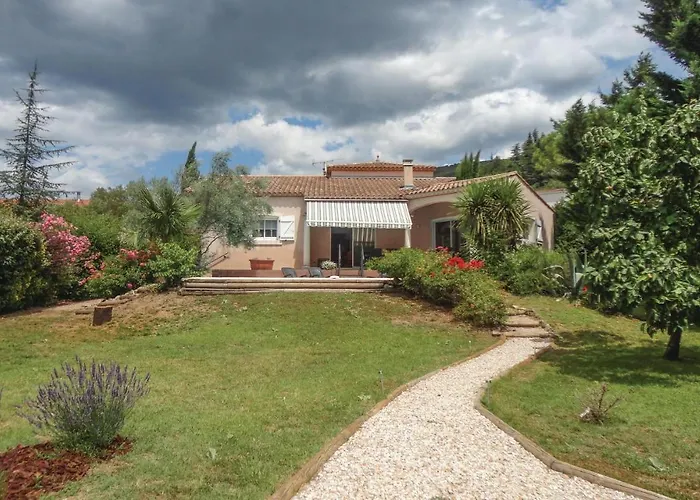 Lovely Home In Lamalou Les Bains With Wifi avec Piscine