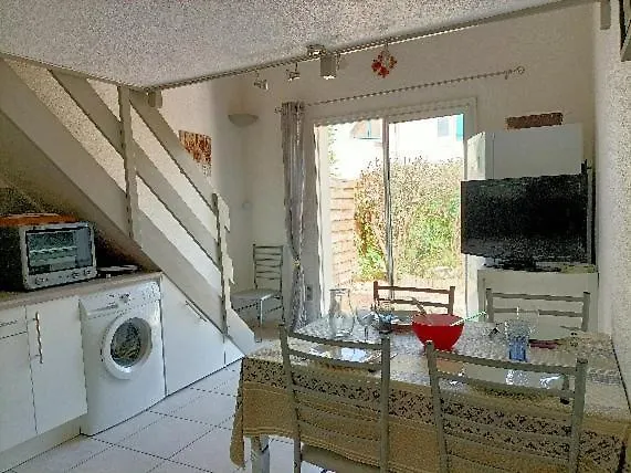Villa Maison avec piscine collective sur Gruissan 6MIN39 avec Piscine