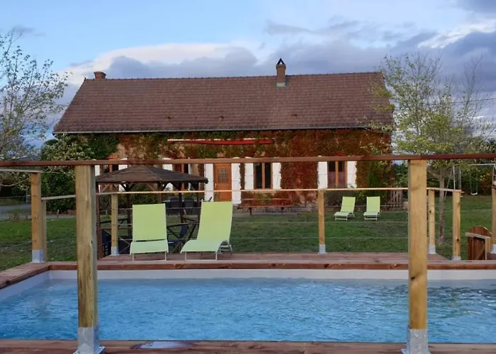 Gîte des Grands Narreaux Bourbon-Lancy avec Piscine