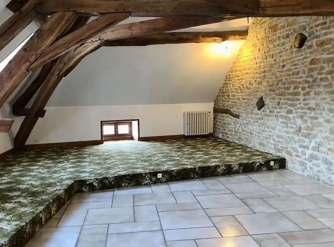 Maison entière aux portes du canal de Bourgogne Pouilly-en-Auxois