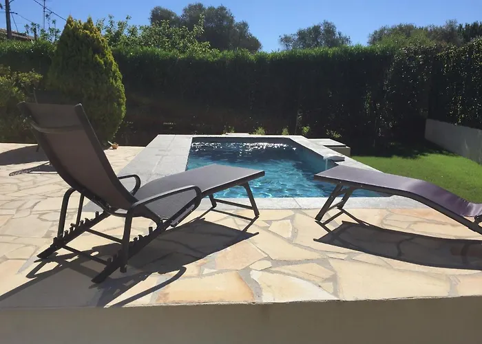 Villa L'Adret et sa piscine Juan-les-Pins avec Piscine