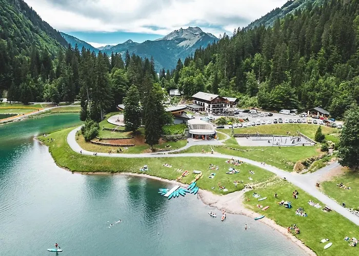 Montriond Hotels