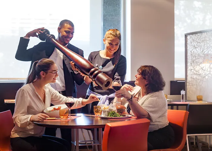Novotel Paris La Defense Esplanade Courbevoie