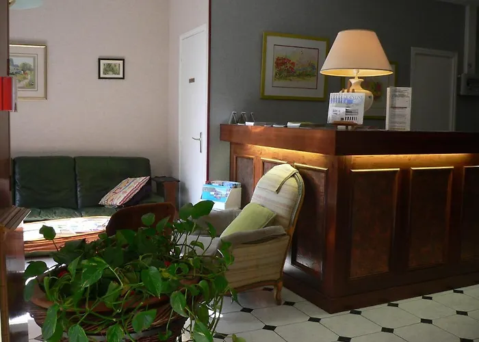 Hotels in Gournay-en-Bray
