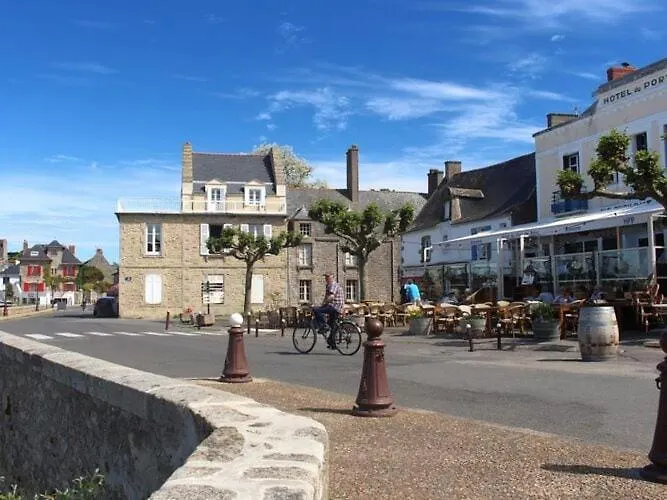 Terraced House In Piriac Near Atlantic Beach avec Piscine