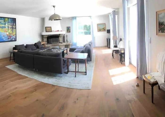Villa Maison Tres Confortable Pour D Vacances En Famille à Le Pouliguen avec Piscine