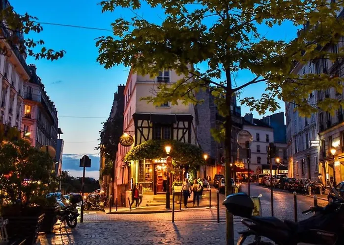 Plug Inn Montmartre By Hiphophostels Paris