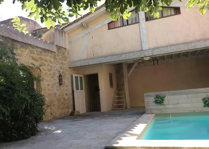 Le Riad Provencal Cadenet avec Piscine