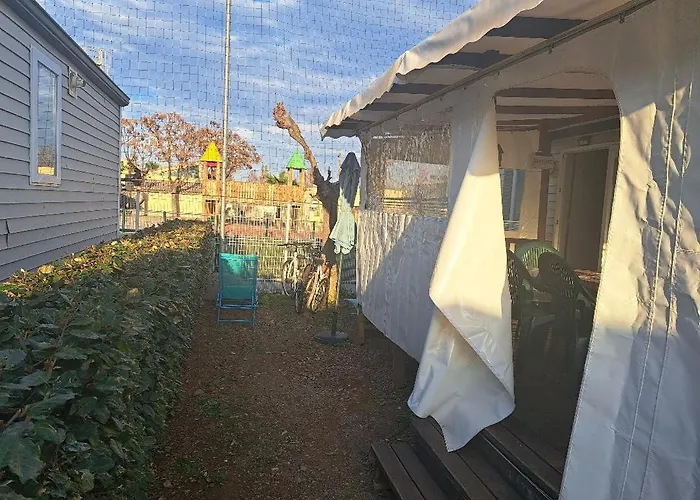 Mobile Home tout confort Sarah Vic-la-Gardiole avec Piscine