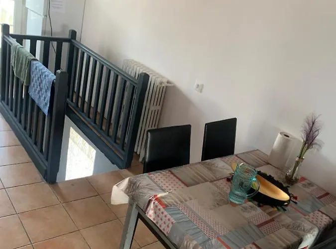 Chambre D'Hote Pres De La Gare Et Du Centre Alès