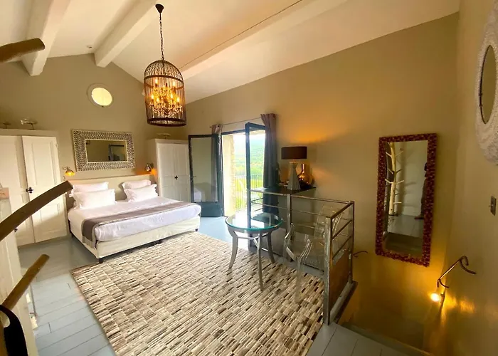 Hotel a Crillon-le-Brave