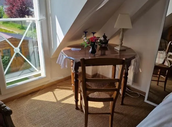 Camelia Rouge Bed & Breakfast Granville