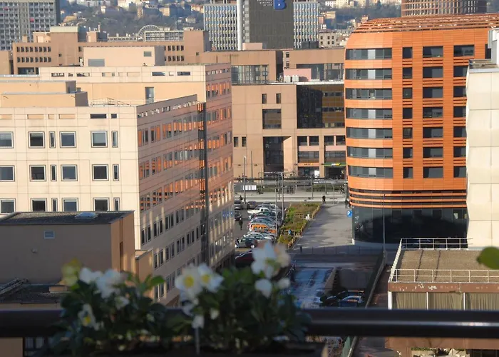 Jolie Chambre A Louer - Vue Imprenable Lyon