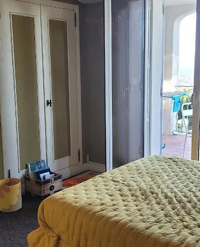 Chambre Confortable Vue Sur Mer Hyères