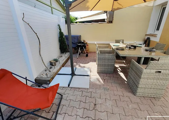 Riboleys - maison climatisée WIFI à 600m de la mer Vias Privée