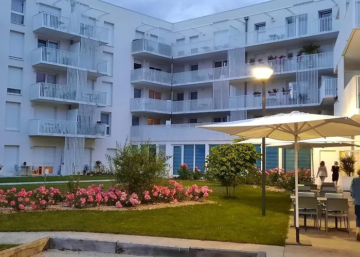 Aparthotel Domitys - Les Pagelles Toulouse