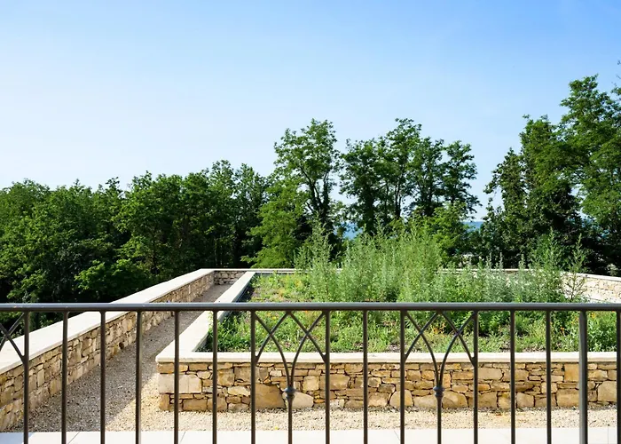 Hotéis de Mane (Alpes-de-Haute-Provence)