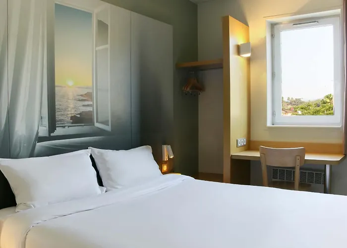Roquebrune-sur-Argens Hotels
