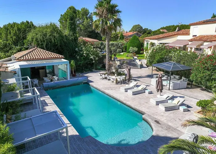Villa Casa Dina à Sommières avec Piscine