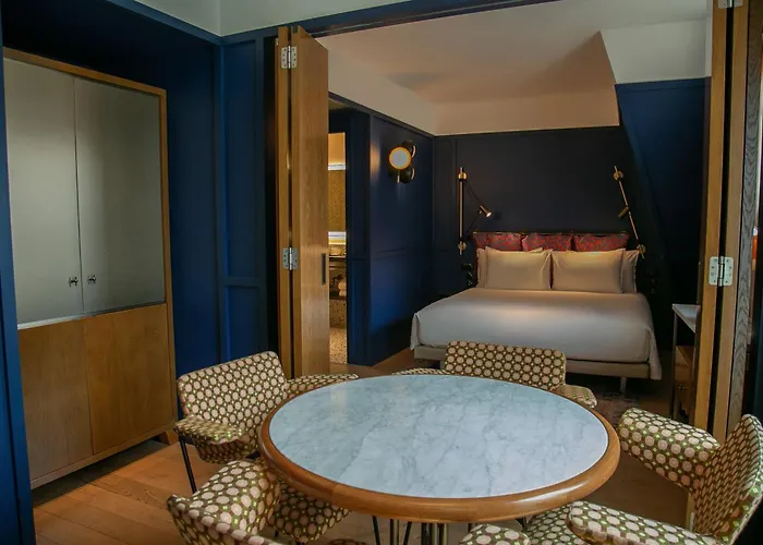 Hotel Le Ballu Parijs