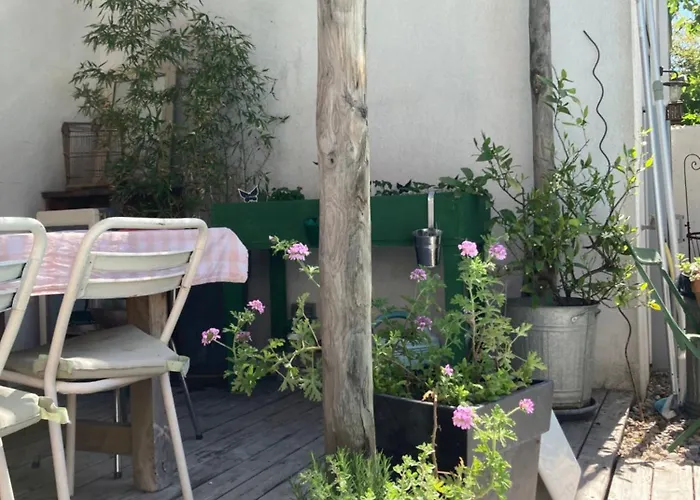 Maison d hôtes LA VILLA MADELEINE Sanary-sur-Mer