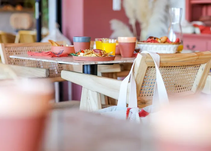 Hotels in Vero