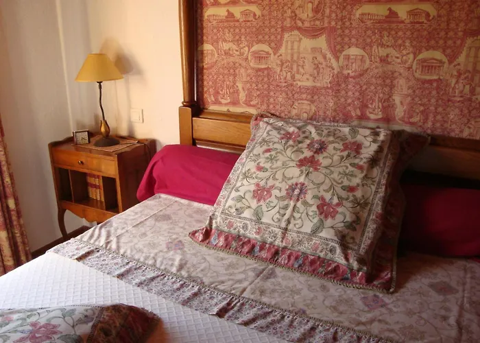 Bed and Breakfast La Minauderie à Écully