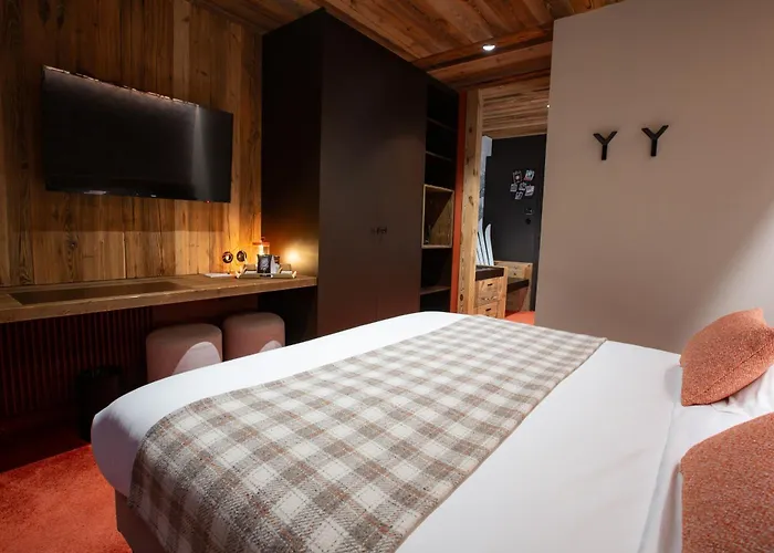 Jura Hotels