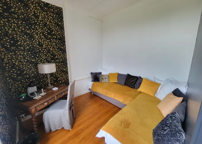 Surville (Manche) Hotels