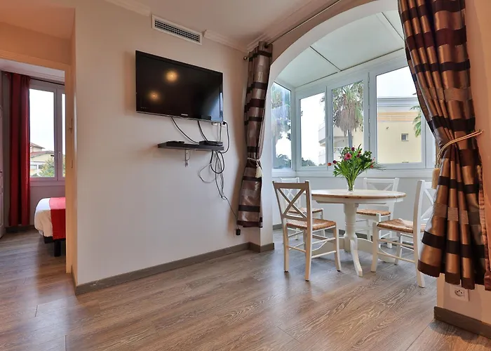 Emeraude Résidence Hotelière Juan-les-Pins
